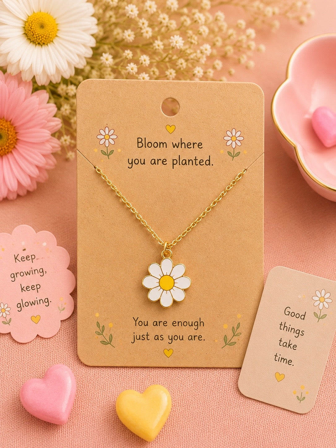 White Daisy Necklace