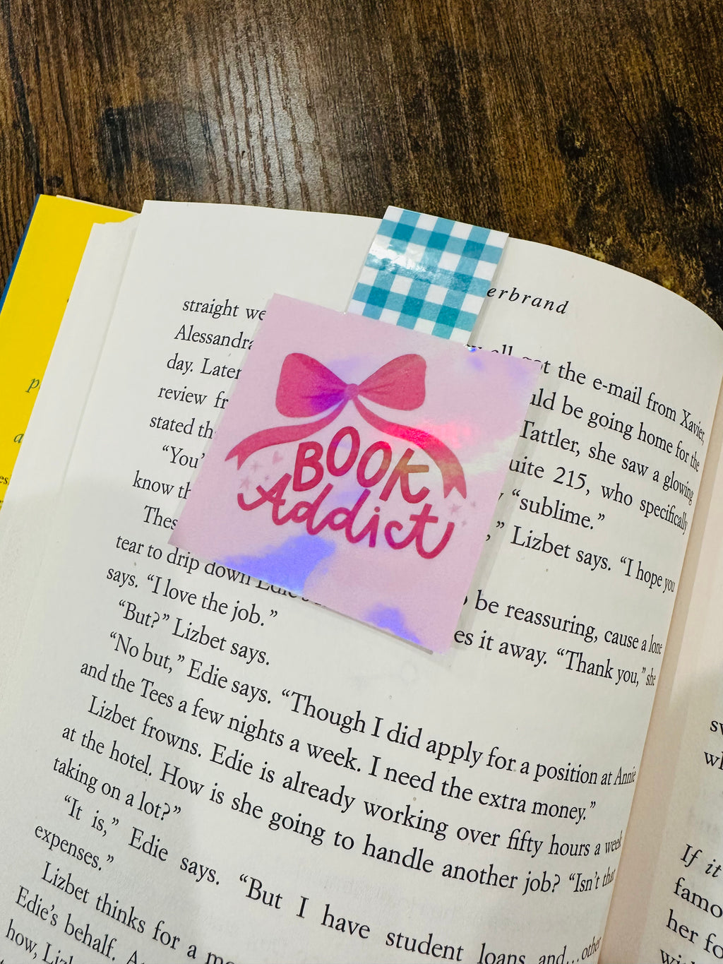 Magnetic Bookmark - Book Addict